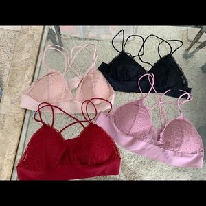 ❤️🎀4 Lace Bralettes 🎀❤️